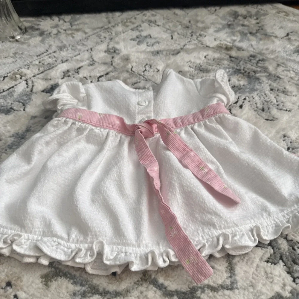 Vintage Disney Winnie the Pooh Pink Floral Embroidered Apron Dress Ruffle Sleeve